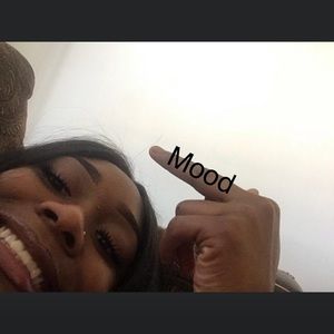 Meet your Posher, Desha